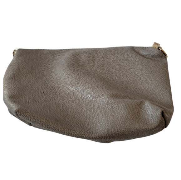 BCBG Paris Gray Leather Tote + Cosmetic Bag Set Zip Closure Travel Beachy Sz L - Picture 9 of 12